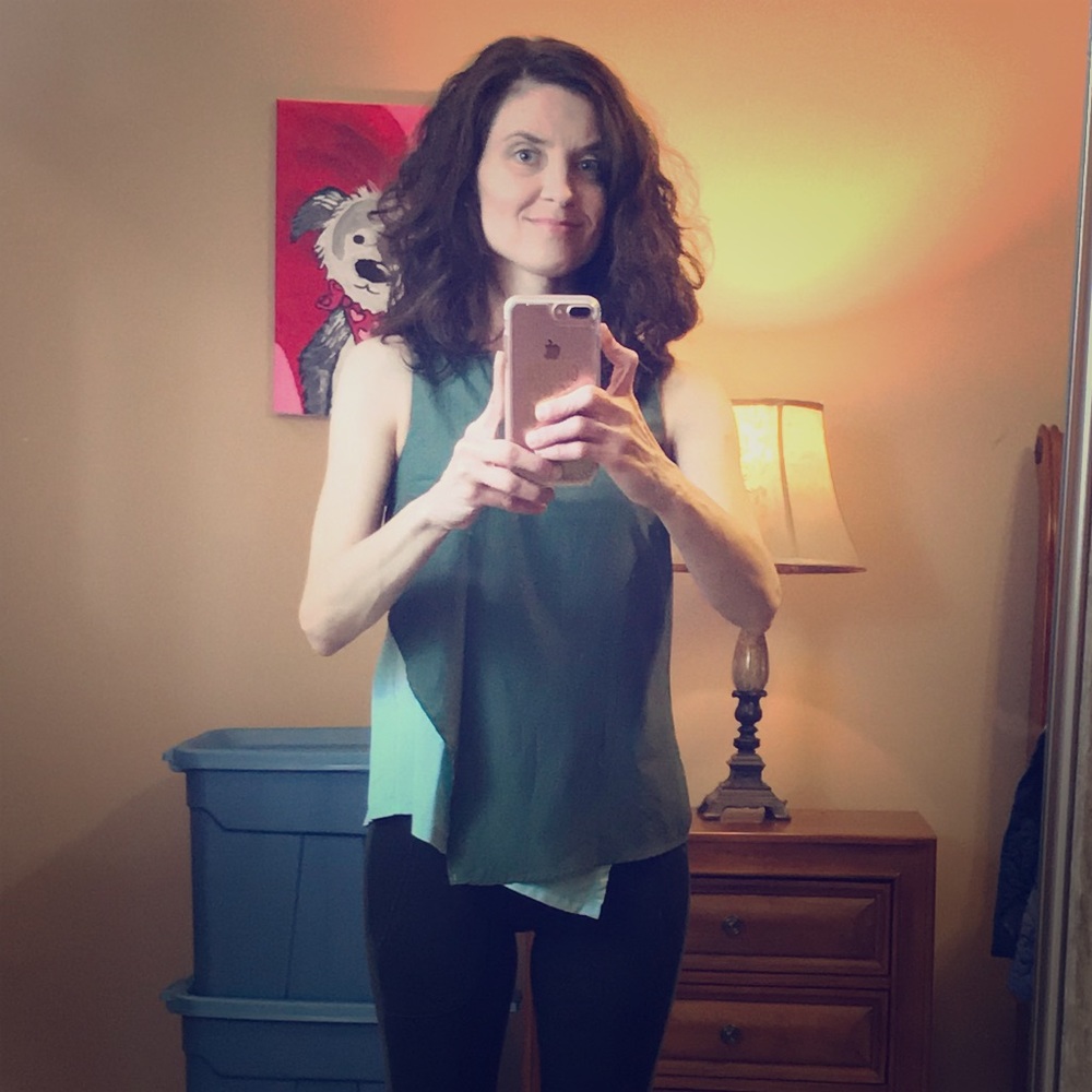 Anthropologie Bordeaux Orlana split tone top